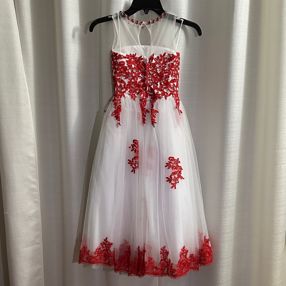 Charming Red and White Kids Formal Dress